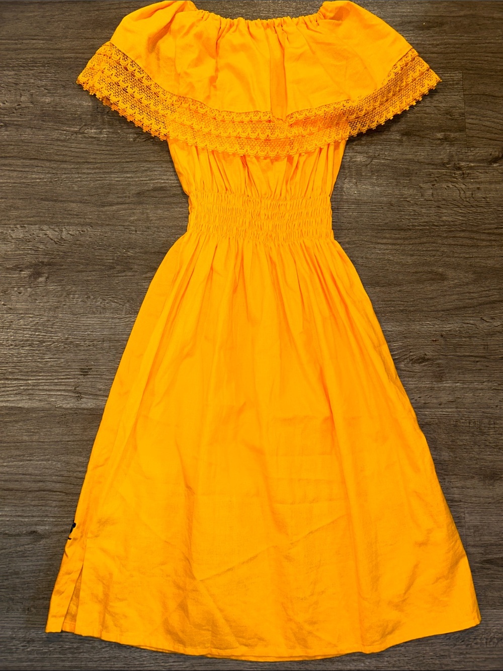 Mexican Embroidered Off Shoulder Oaxaca Peasant Dress Bright Yellow Floral M/L - Picture 6 of 8